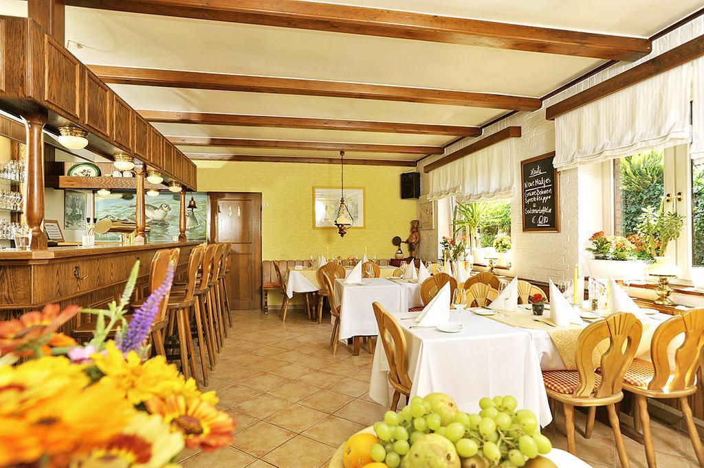 Hotel und Restaurant Petit Robby Wenningstedt-Braderup Exterior foto