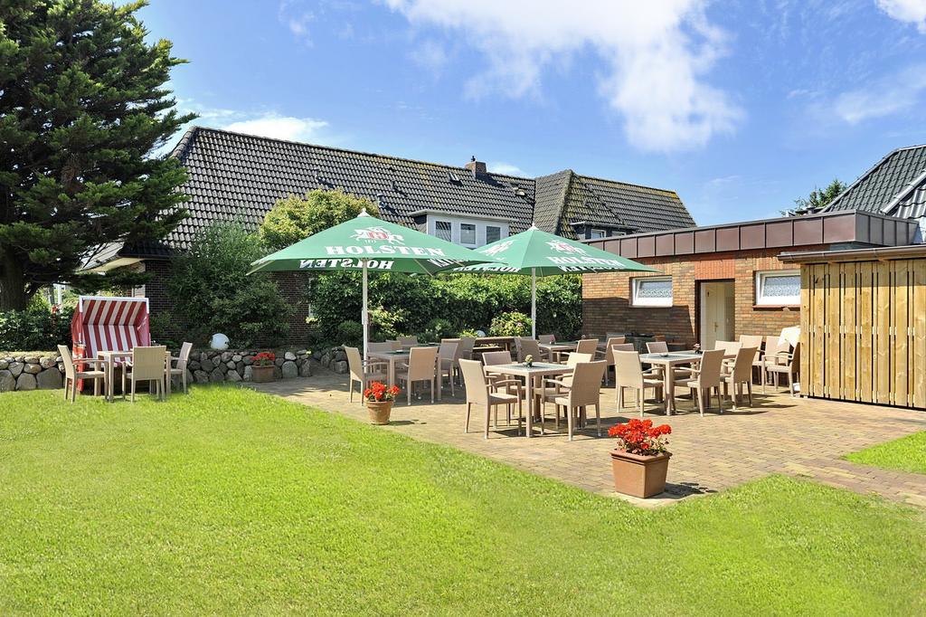 Hotel und Restaurant Petit Robby Wenningstedt-Braderup Exterior foto